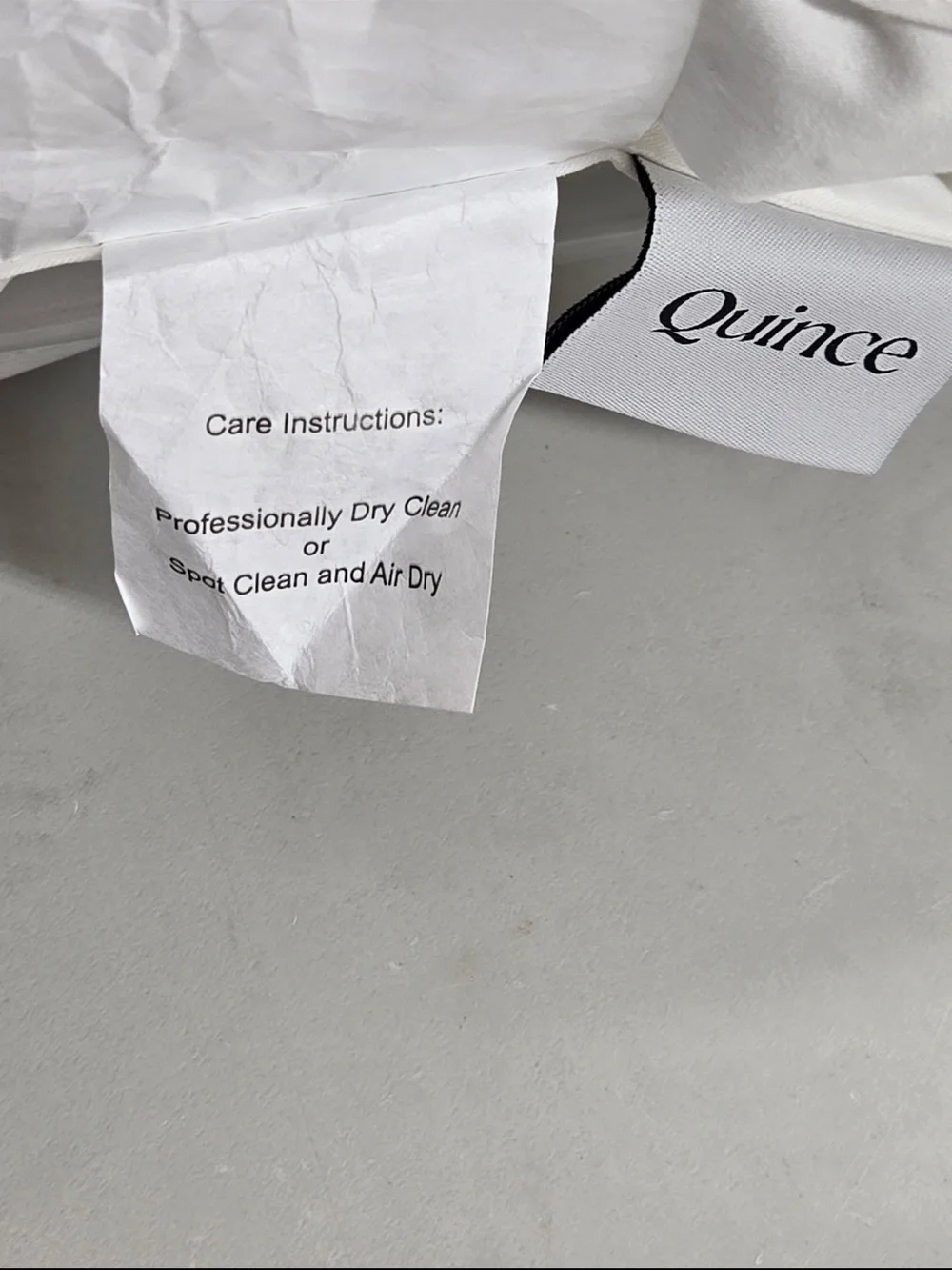 NWOT QUINCE Premium Down Alternative Mattress Topper Full/Queen 0543